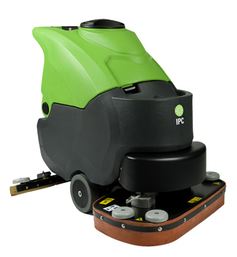 19/20 GAL 24&quot; TRACTION DRIVE
W/ ON BOARD CHARGER, W/ PAD
DRIVER OR BRUSHES, 145ah
BATTERIES